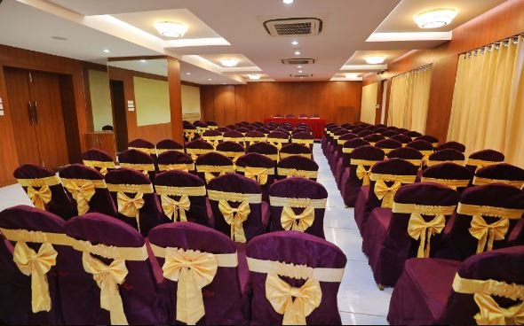 Hotel Suvarnam Pride